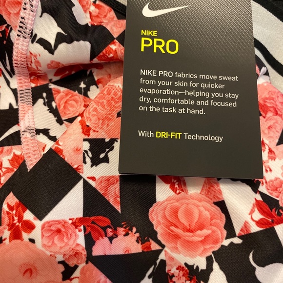 Nike Pro Big Girl's Boy Shorts Size Medium - Picture 4 of 5